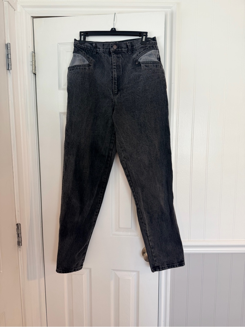 Vintage Cherokee Black Washed Cropped Jeans